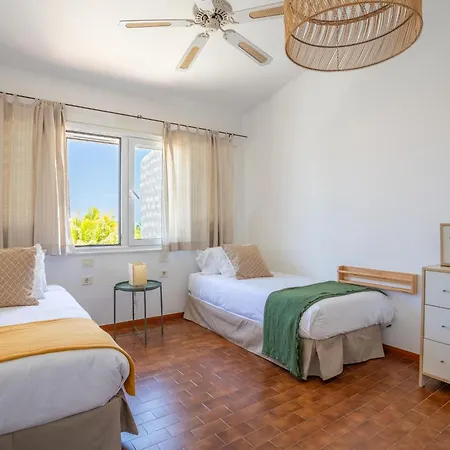 Panama, 5min Walk To The * Playa de las Américas